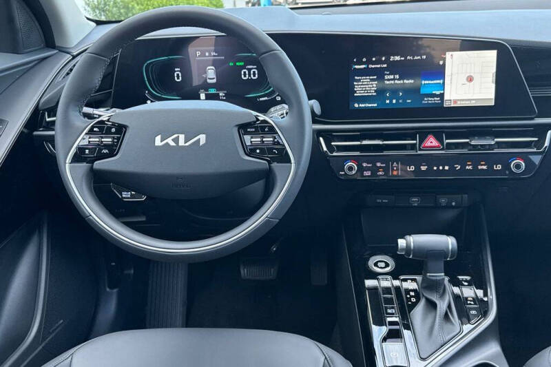 2026 Kia Niro EX