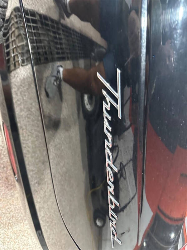 2002 Ford Thunderbird Deluxe