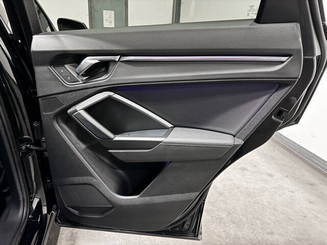 2022 Audi Q3 quattro S line Prem Plus 45 TFSI