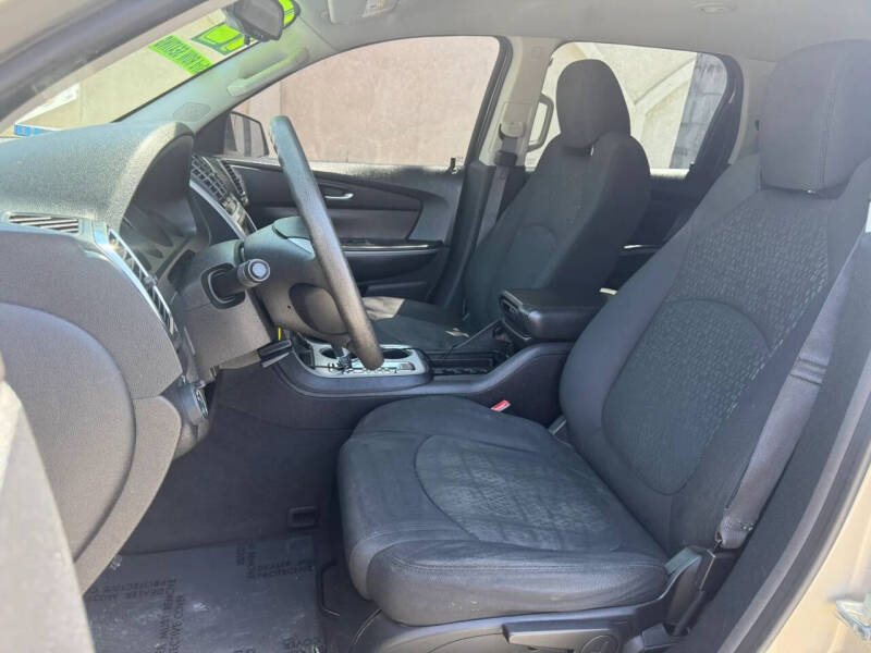 2012 GMC Acadia SL