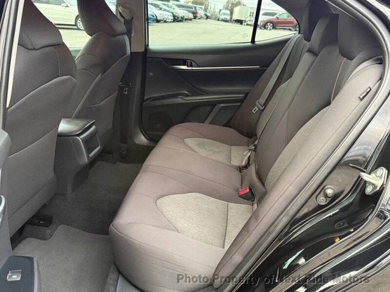 2020 Toyota Camry LE