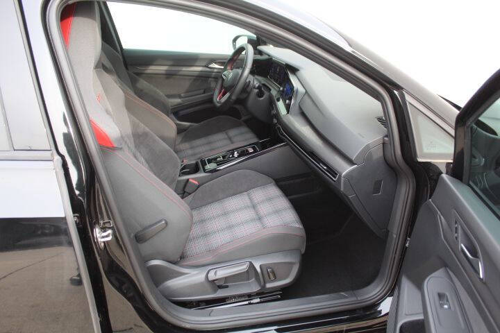 2024 Volkswagen Golf GTI S