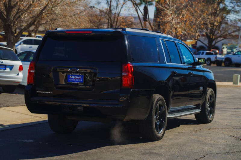 2017 Chevrolet Suburban LT