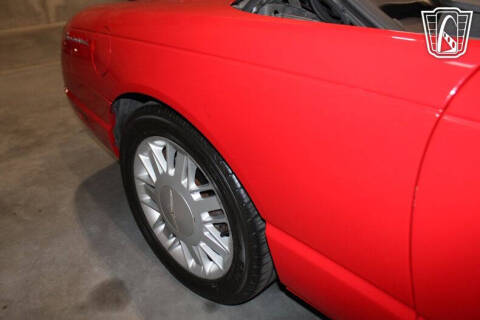 2002 Ford Thunderbird Deluxe