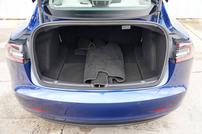 2021 Tesla Model 3 Standard Range Plus