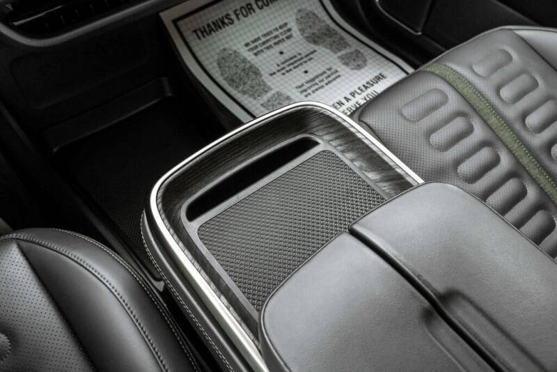 2023 Rivian R1T Adventure