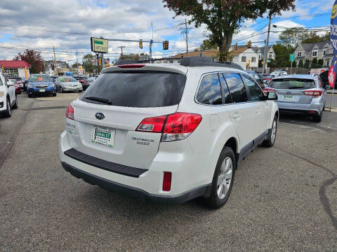 2010 Subaru Outback 2.5i Premium
