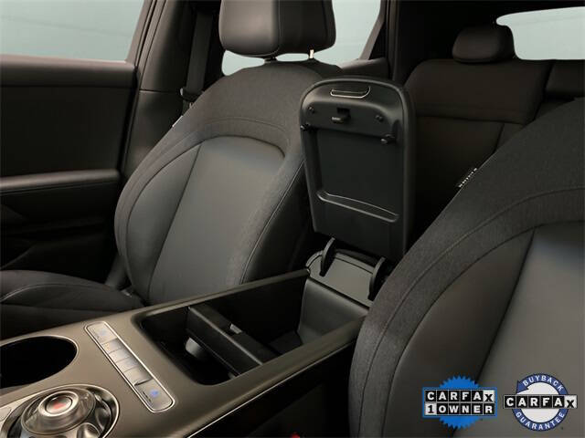 2024 Genesis GV60 Standard