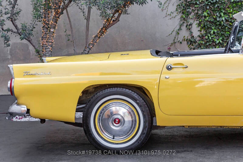 1956 Ford Thunderbird