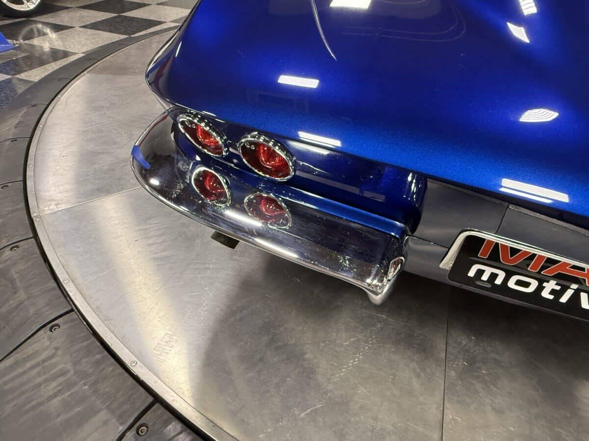 1964 Chevrolet Corvette 22