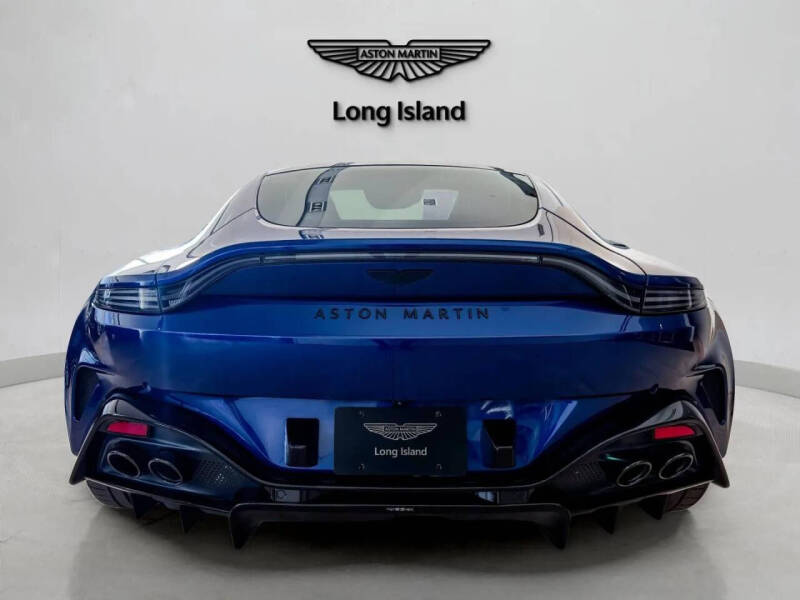 2025 Aston Martin Vantage
