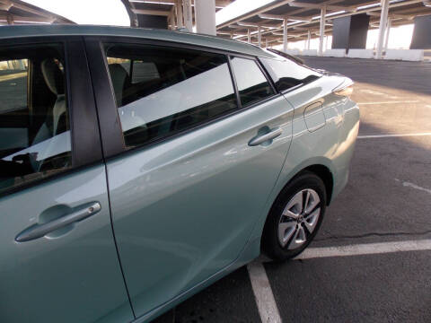 2017 Toyota Prius Three