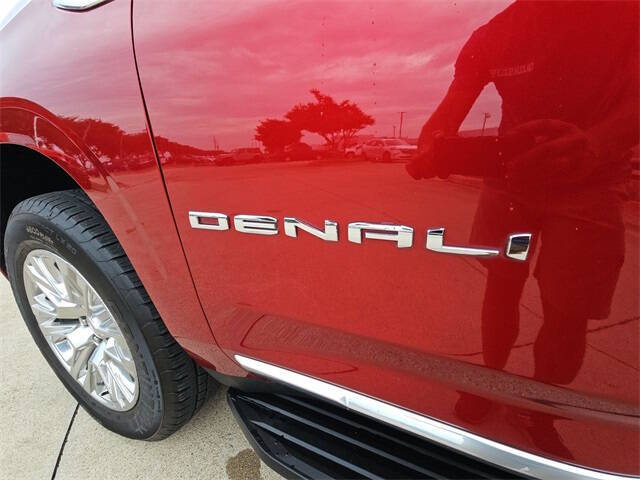 2023 GMC Yukon XL Denali