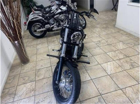 2014 Harley-Davidson FXDB103 / Dyna Street Bob