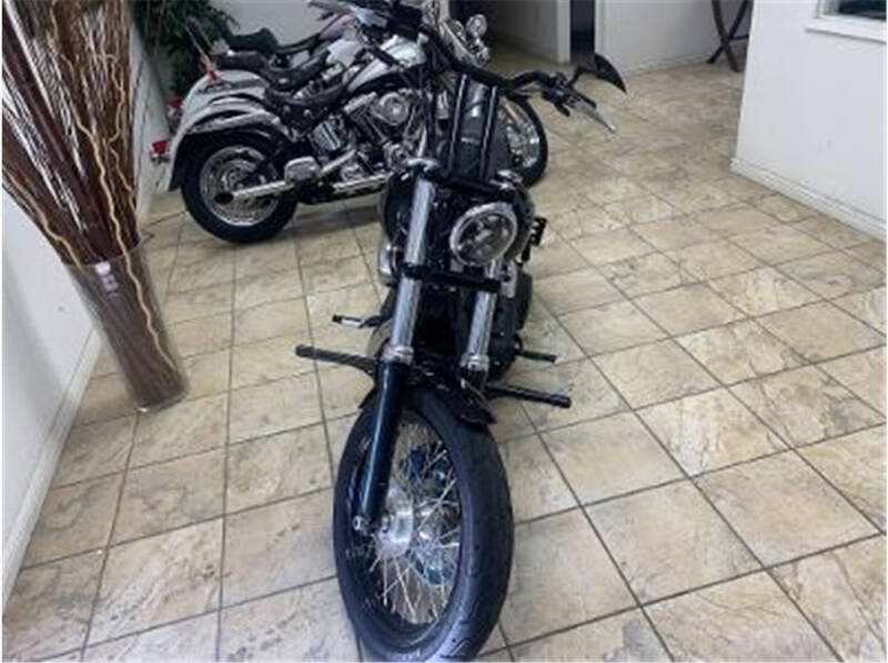 2014 Harley-Davidson FXDB103 / Dyna Street Bob