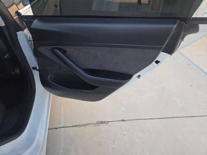 2020 Tesla Model 3 Standard Range