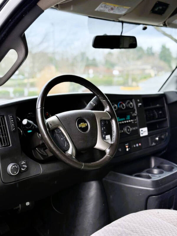 2016 Chevrolet Express 3500