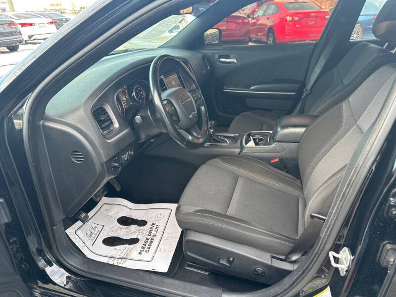 2020 Dodge Charger SXT