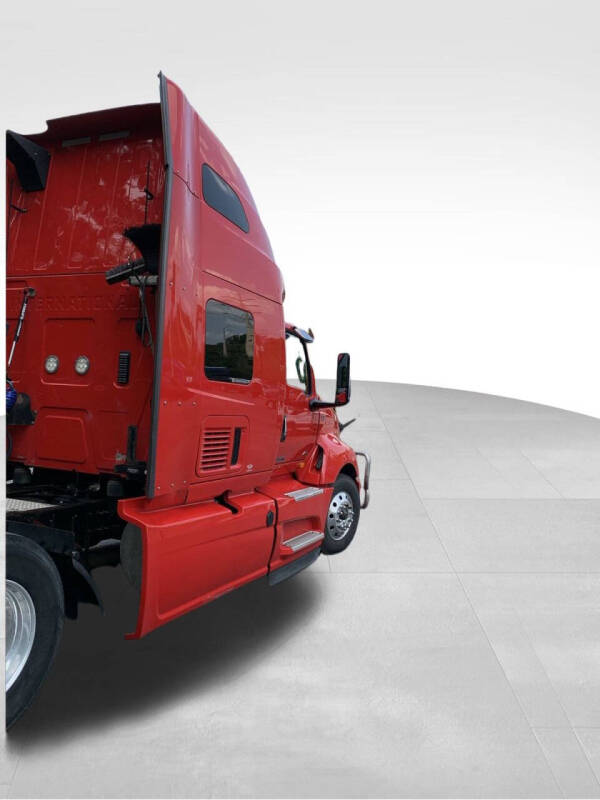 2019 International LT625