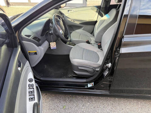 2015 Hyundai Accent GLS