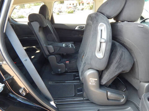 2015 Nissan Pathfinder S