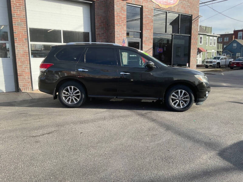 2015 Nissan Pathfinder SV
