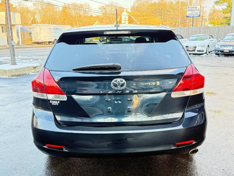 2014 Toyota Venza XLE photo 4