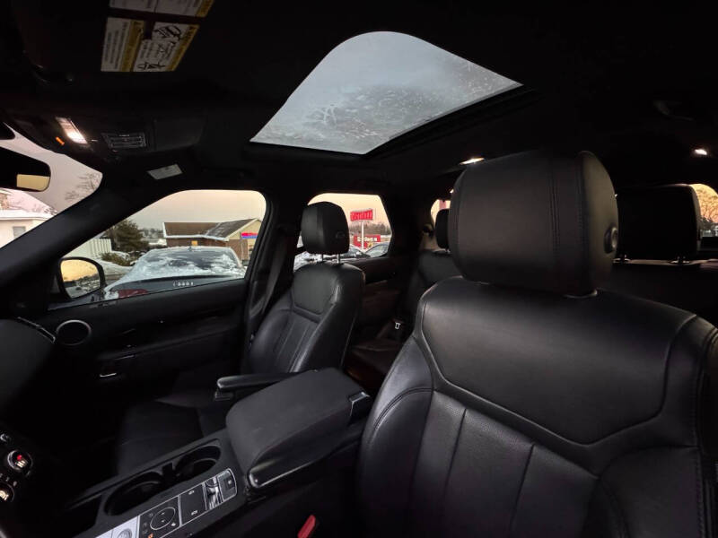 2020 Land Rover Discovery SE