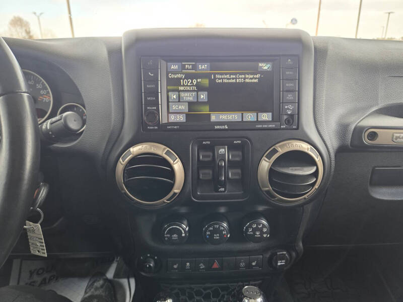 2017 Jeep Wrangler Unlimited 75th Anniversary Edition