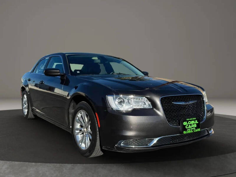2017 Chrysler 300 Limited