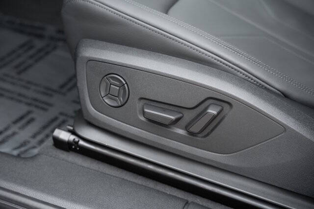 2025 Audi Q3 quattro S line Premium 45 TFSI