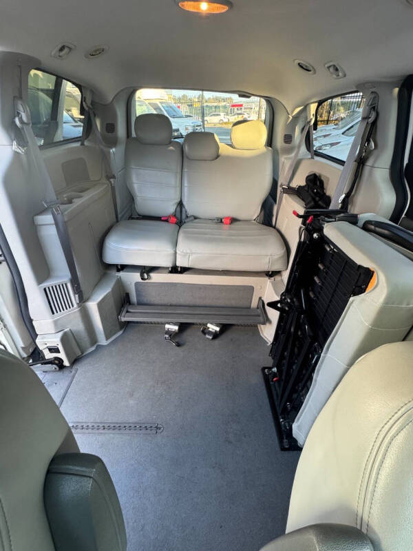 2010 Dodge Grand Caravan SE