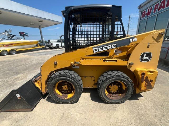 2014 John Deere 315