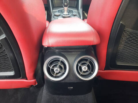 2017 Alfa Romeo Giulia Ti