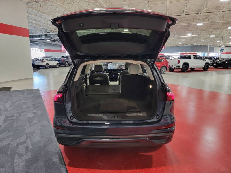 2024 Lincoln Nautilus Black Label