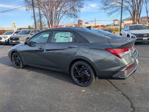 2026 Hyundai Elantra Hybrid SEL Sport