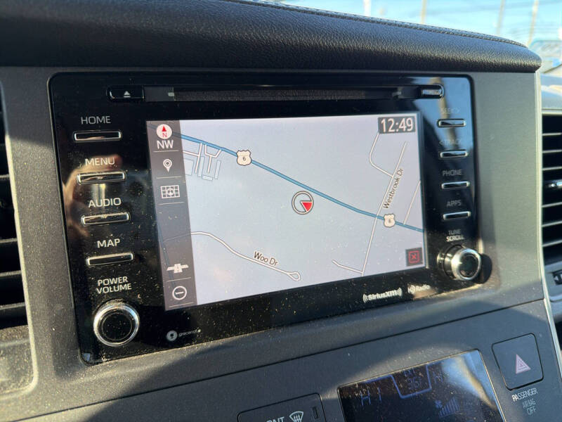 2020 Toyota Sienna XLE 8-Passenger