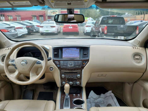 2014 Nissan Pathfinder Platinum