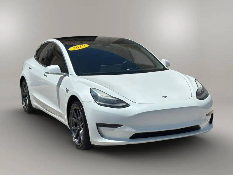 2019 Tesla Model 3 Standard Range Plus