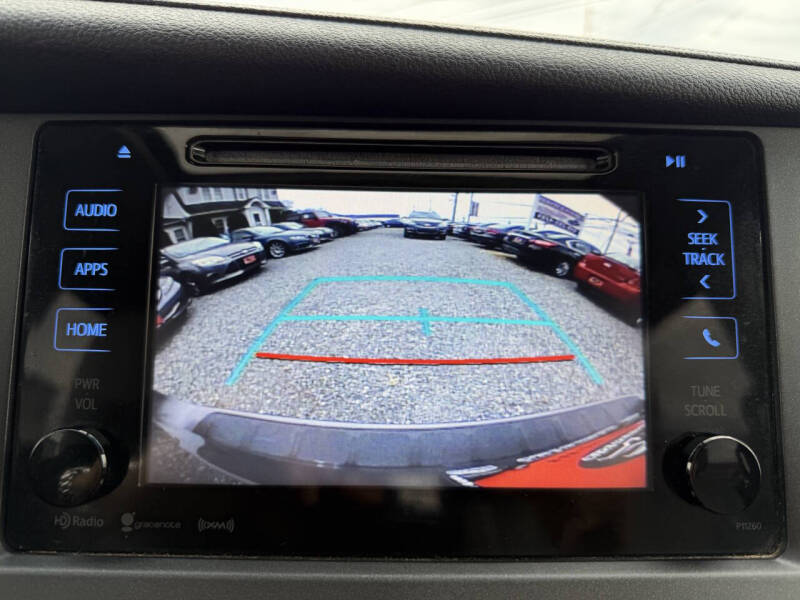 2016 Toyota Sienna XLE Premium 7-Passenger