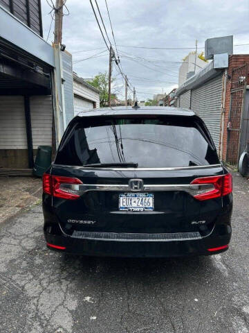 2018 Honda Odyssey Elite
