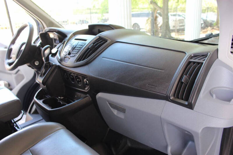 2015 Ford Transit