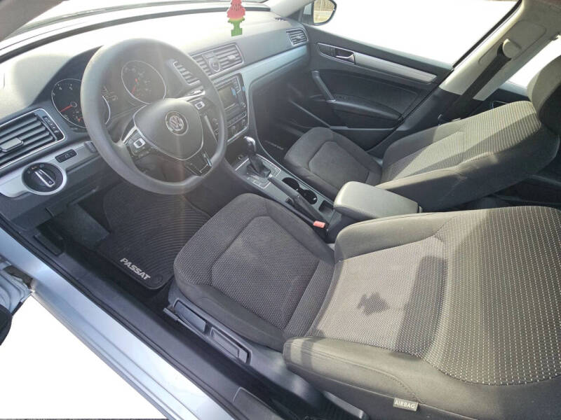 2017 Volkswagen Passat 1.8T S