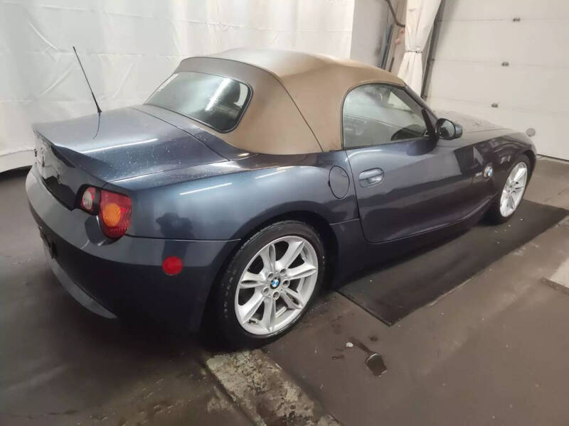 2003 BMW Z4 3.0i