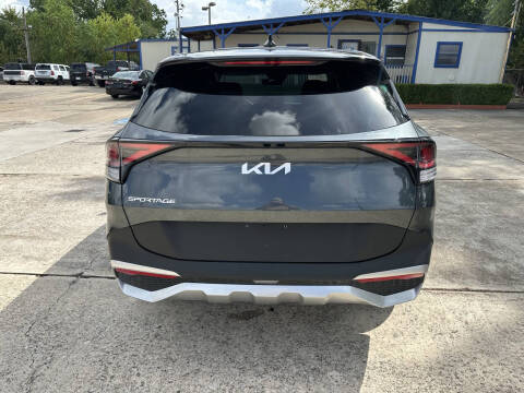 2024 Kia Sportage LX