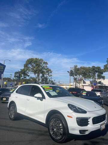 2016 Porsche Cayenne S