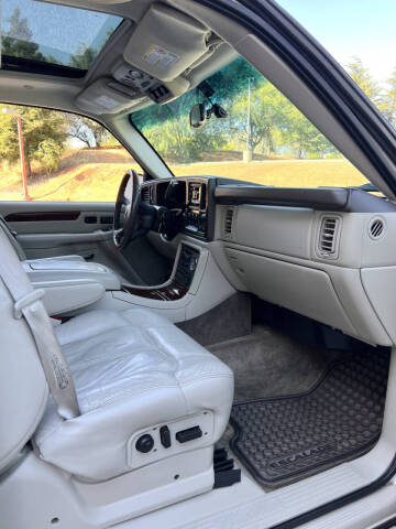 2002 Cadillac Escalade
