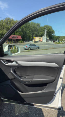 2017 Audi Q3 2.0T quattro Premium