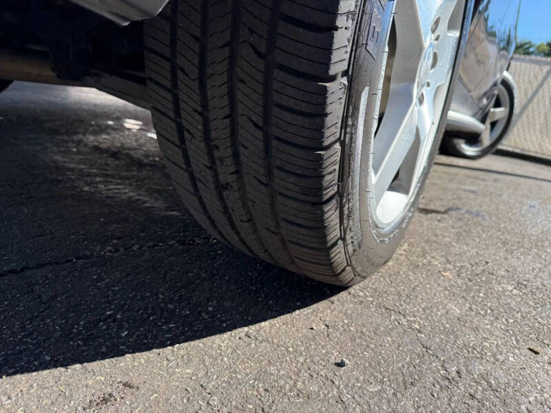 2012 Mercedes-Benz M-Class ML 550