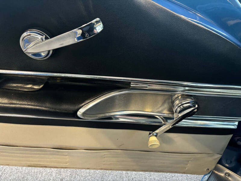 1960 Ford Thunderbird